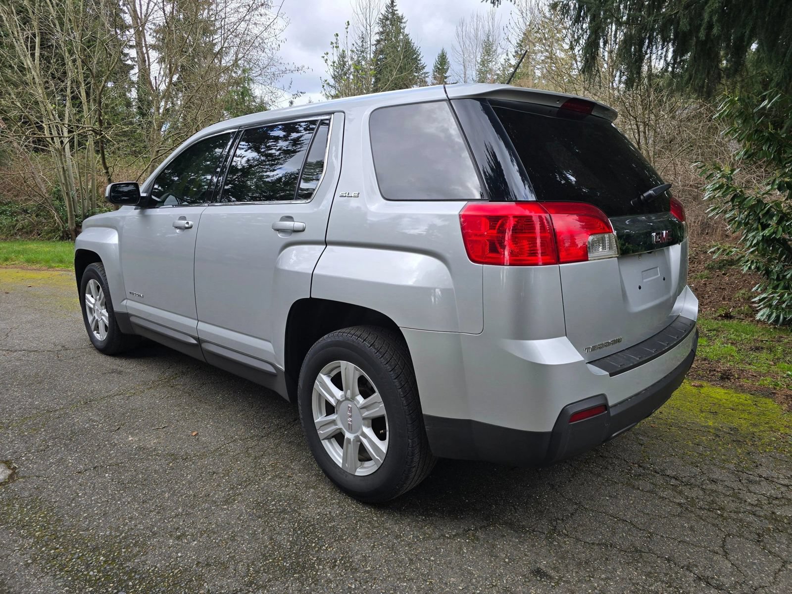 Used 2015 GMC Terrain SLE FWD image 3