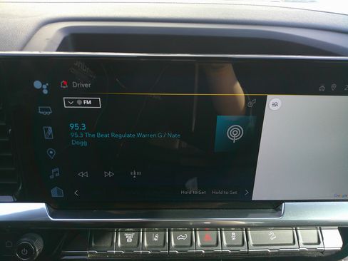 Used 2024 Chevrolet Silverado 2500 LT w/ Convenience Package image 24