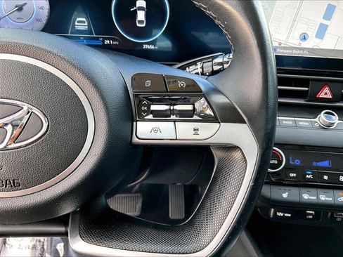 Used 2023 Hyundai Elantra Limited w/ Preferred Accessory Package image 21