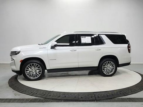 Used 2023 Chevrolet Tahoe High Country w/ Premium Package 2 RWD image 4