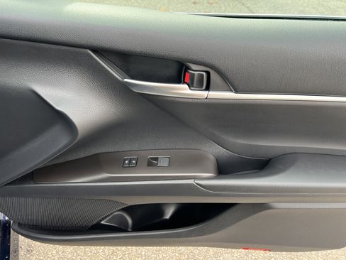 Certified 2022 Toyota Camry LE image 26