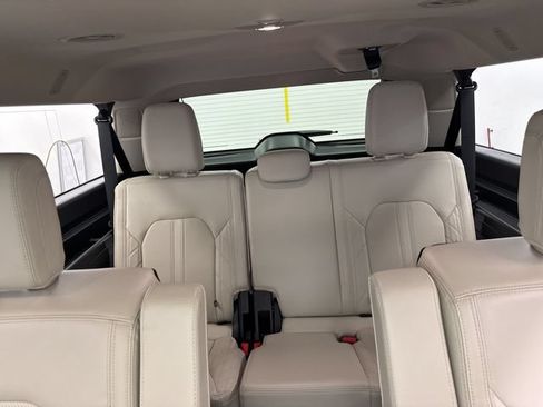 Used 2021 Ford Expedition Max Platinum AWD/4WD image 29