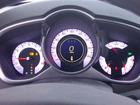 Used 2012 Cadillac SRX Luxury image 6