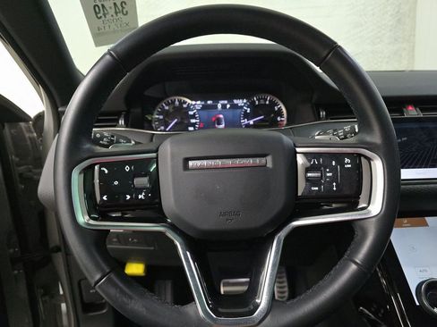 Used 2023 Land Rover Range Rover Evoque R-Dynamic S image 6