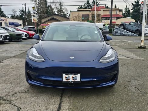 Used 2022 Tesla Model 3 Long Range image 2