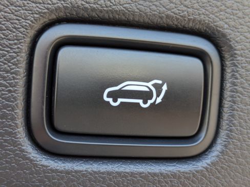 Used 2022 Kia Telluride SX w/ SX Prestige Package image 18