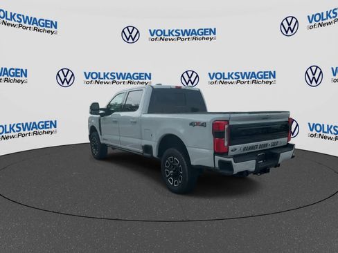 Used 2026 Ford F250 Platinum AWD/4WD image 6