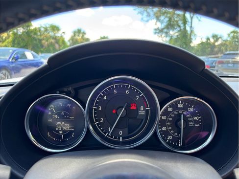 Used 2020 MAZDA MX-5 Miata Sport RWD image 23
