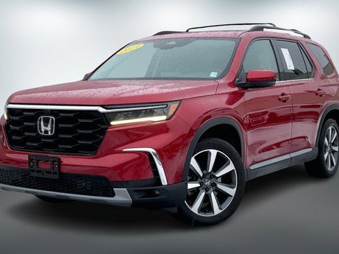 Used 2023 Honda Pilot Elite image 11