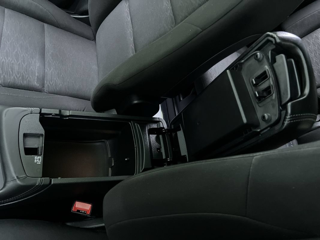 Used 2024 Dodge Durango SXT AWD/4WD image 25