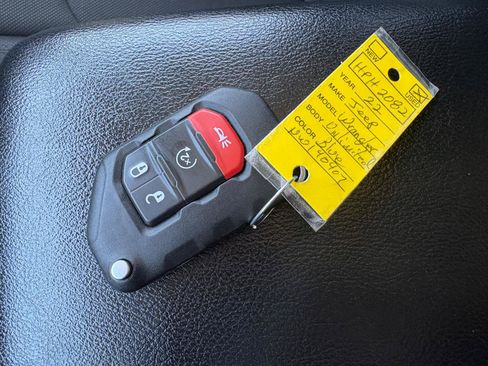 Used 2022 Jeep Wrangler Unlimited Sport AWD/4WD image 37