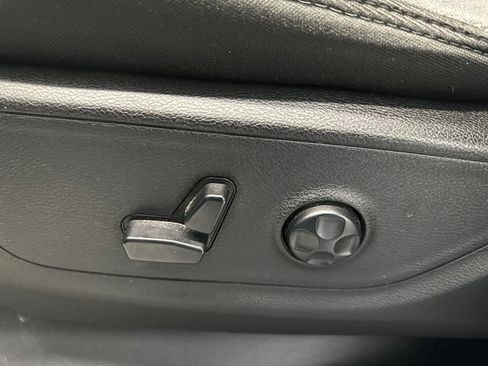 Used 2020 RAM 1500 Big Horn AWD/4WD image 19