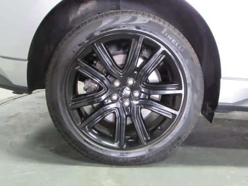 Used 2024 Ford Edge ST-Line AWD/4WD image 9