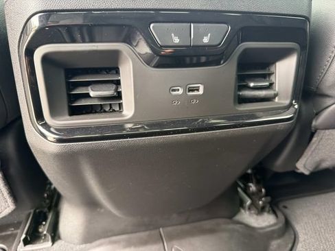Used 2025 GMC Sierra 1500 AT4 w/ AT4 Premium Package AWD/4WD image 22