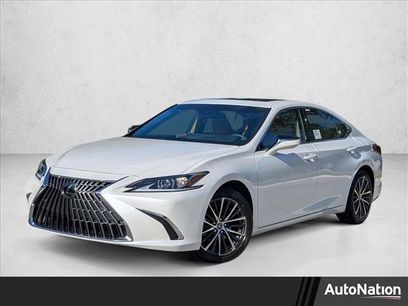 New 2025 Lexus ES 350 w/ Premium Package