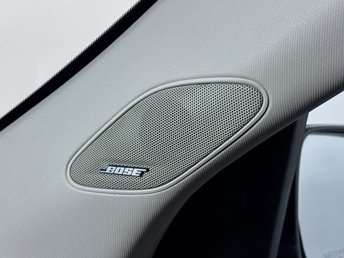 New 2025 Honda Pilot Touring image 19