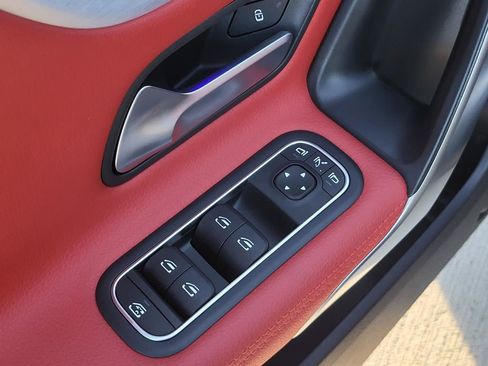 Used 2022 Mercedes-Benz CLA 35 AMG 4MATIC image 19