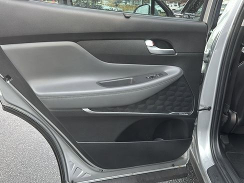 Used 2023 Hyundai Santa Fe Limited image 15