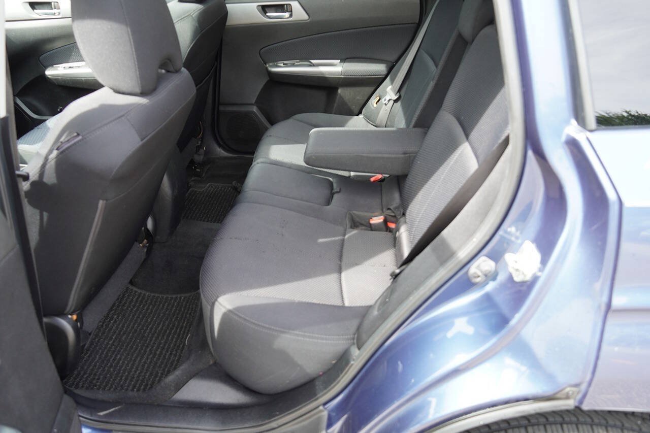 Used 2012 Subaru Forester 2.5X Premium AWD/4WD image 12