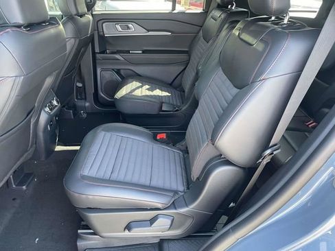 New 2026 Ford Explorer ST-Line w/ ST-Line Street Pack image 5