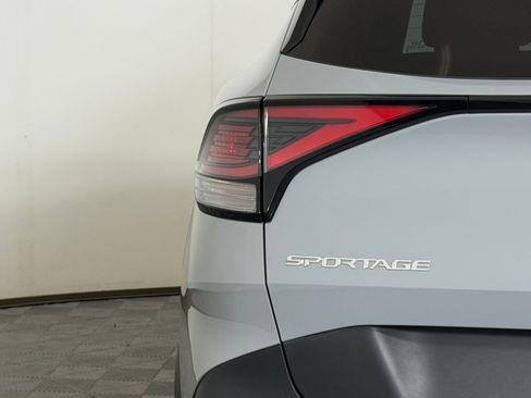 Used 2023 Kia Sportage X-Line w/ X-Line Premium Package AWD/4WD image 13