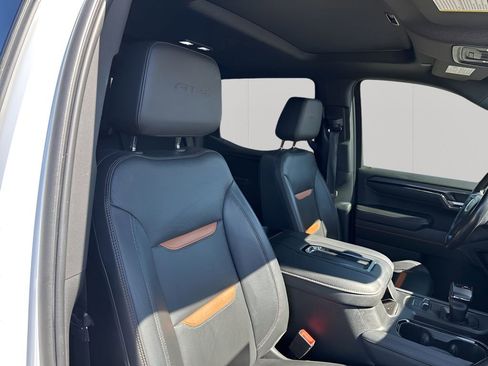 Used 2022 GMC Sierra 1500 AT4 w/ AT4 Premium Package image 15