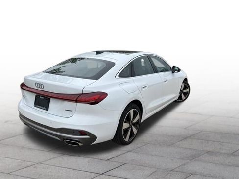 Used 2025 Audi A5 2.0T Premium Plus w/ Premium Plus AWD/4WD image 6