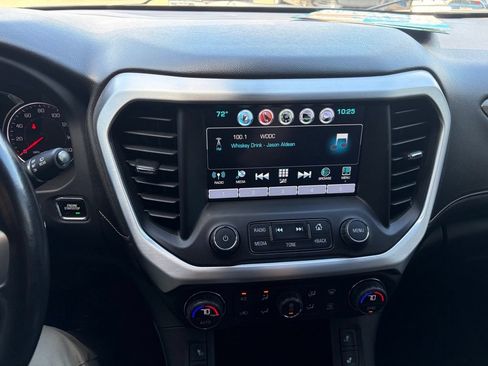 Used 2019 GMC Acadia SLT AWD/4WD image 15
