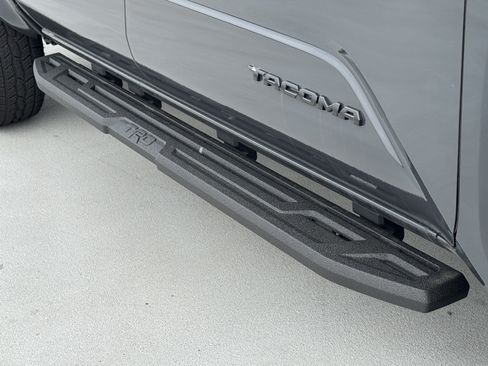 New 2026 Toyota Tacoma TRD Off-Road AWD/4WD image 14
