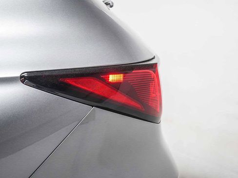 Used 2025 Acura MDX SH-AWD image 6