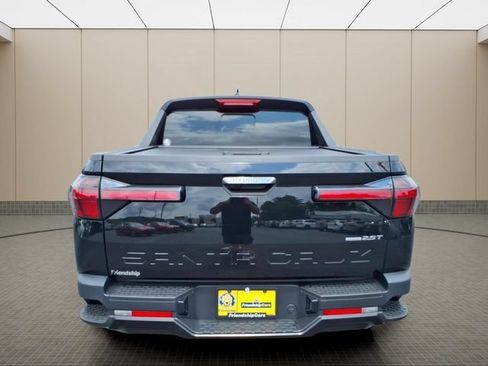 Used 2024 Hyundai Santa Cruz Night AWD/4WD image 10