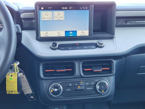 Used 2023 Ford Maverick XLT image 17