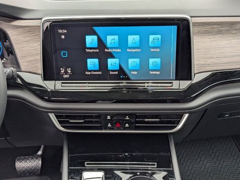 New 2026 Volkswagen Atlas SEL AWD/4WD image 21
