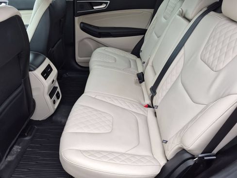 Used 2024 Ford Edge Titanium w/ Equipment Group 301A AWD/4WD image 19