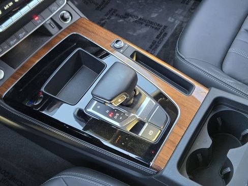 Certified 2023 Audi Q5 2.0T Premium Plus w/ Premium Plus Package image 23