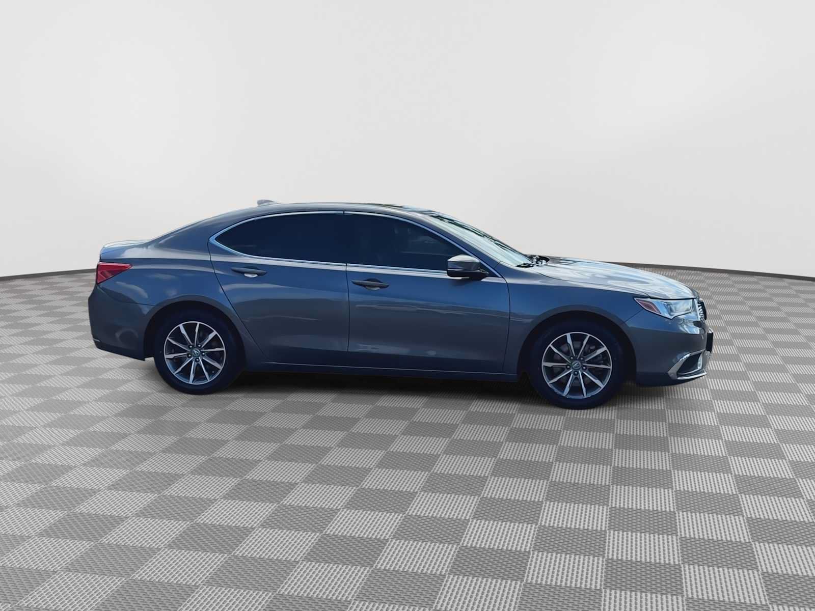 Used 2019 Acura TLX FWD image 9
