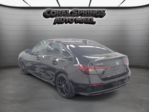 Certified 2025 Honda Civic Sport image 4