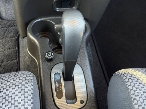 Used 2010 Nissan Cube 1.8 S Krom Edition w/ Interior Designer Pkg image 31