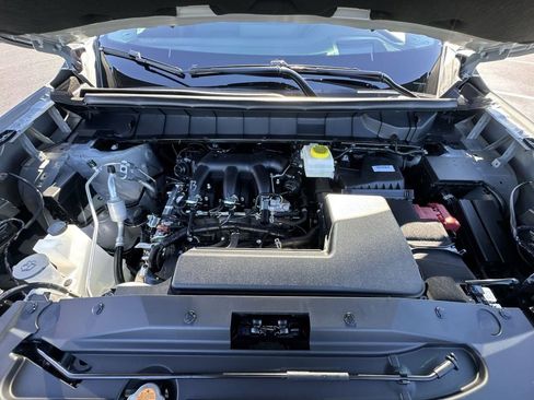 New 2026 Nissan Pathfinder Platinum image 27