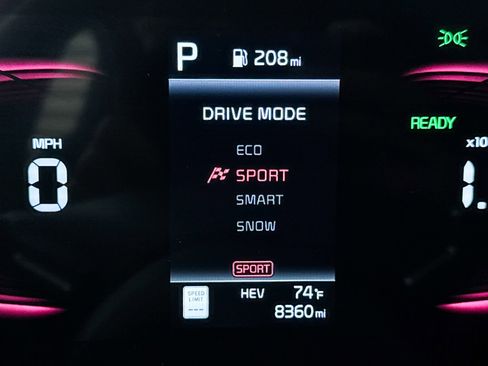 Used 2025 Kia Sportage X-Line AWD/4WD image 10