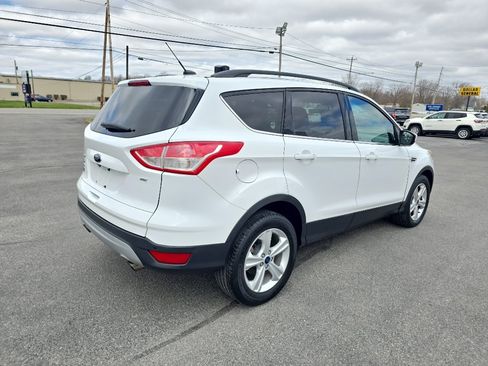 Used 2015 Ford Escape SE w/ Equipment Group 201A image 6