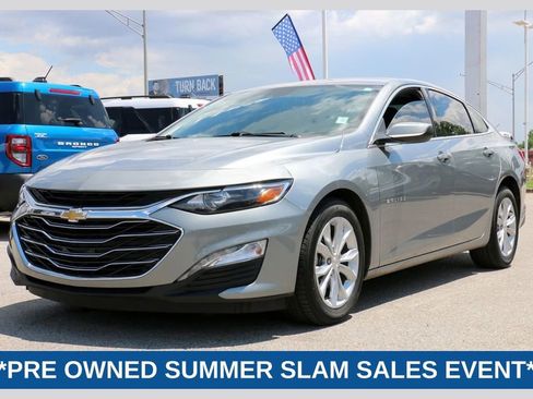 Used 2025 Chevrolet Malibu LT FWD image 1
