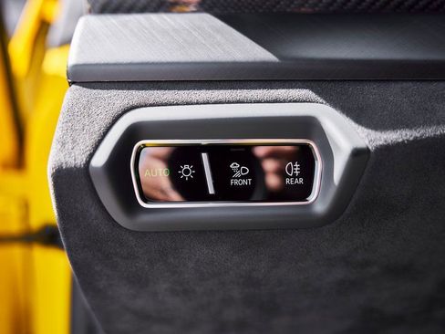 Used 2021 Lamborghini Urus image 53