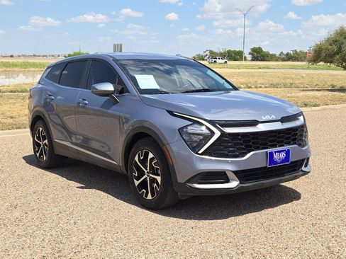 Used 2023 Kia Sportage EX FWD image 7