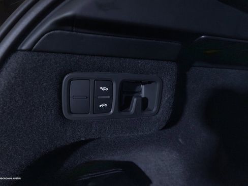 Used 2024 Lamborghini Urus S image 12