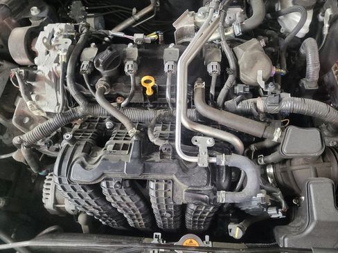 Used 2024 Nissan Altima 2.5 SR FWD image 30