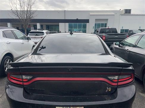 Used 2019 Dodge Charger Scat Pack image 3