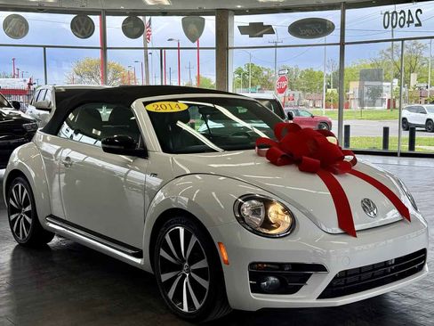 Used 2014 Volkswagen Beetle R-Line FWD image 1