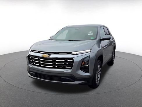 Used 2025 Chevrolet Equinox LT image 7