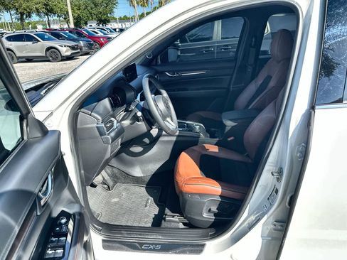 Used 2024 MAZDA CX-5 Carbon Edition AWD/4WD image 2